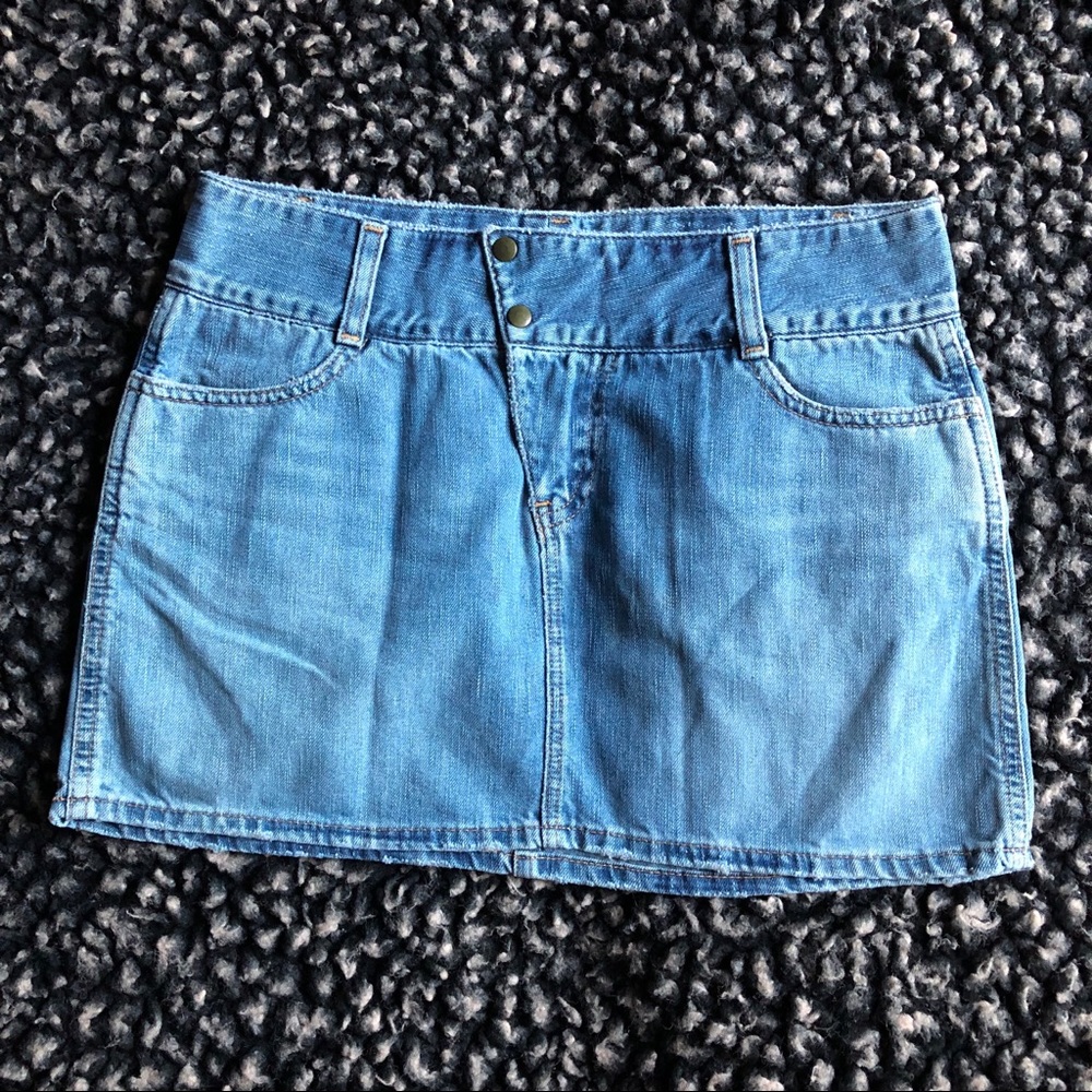 American Eagle Outfitters denim mini skirt size 2